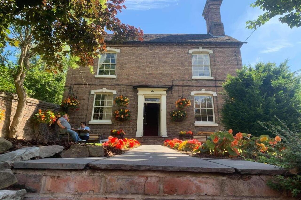 ホテル Foundry Masters House Coalbrookdale エクステリア 写真